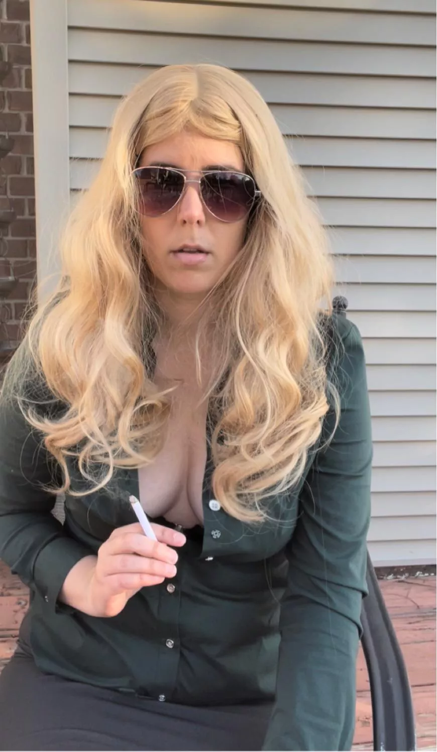 Sorry, had to post another! Obsessed with how good I felt smoking 🚬