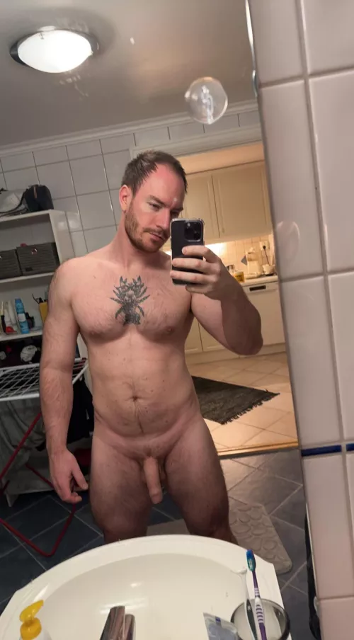 Tbh, don’t really feel I fit inn at this sub… There was a time I felt I did, but thats years with depression ect ago, but hey, I’ll try to make myself feel better