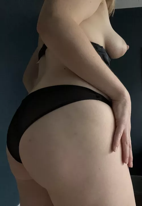 Thought a side view could do 🍑