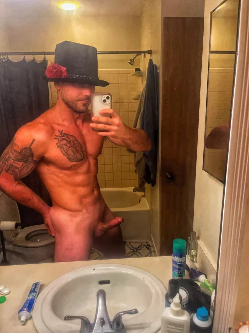 Who wants to be bent over my sink? 😈