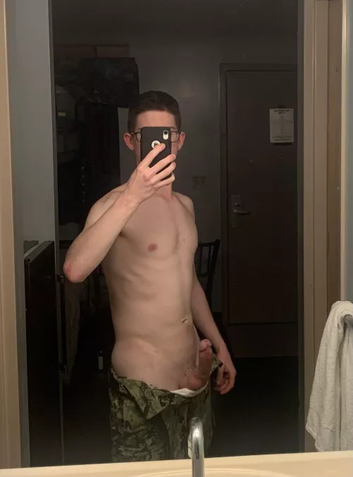 Would u fuck an 18 y/o virgin?