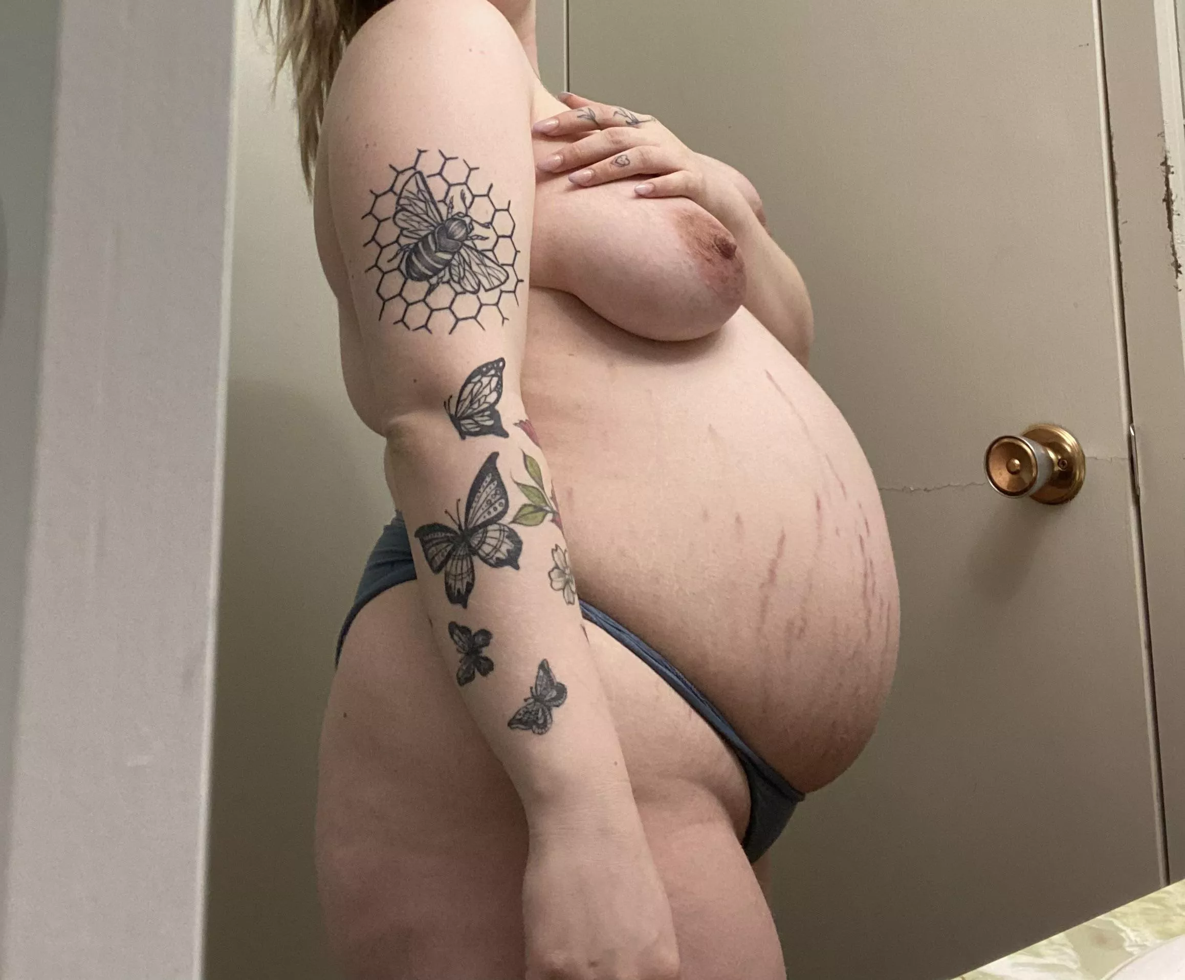 Would you have sex with preggo me?