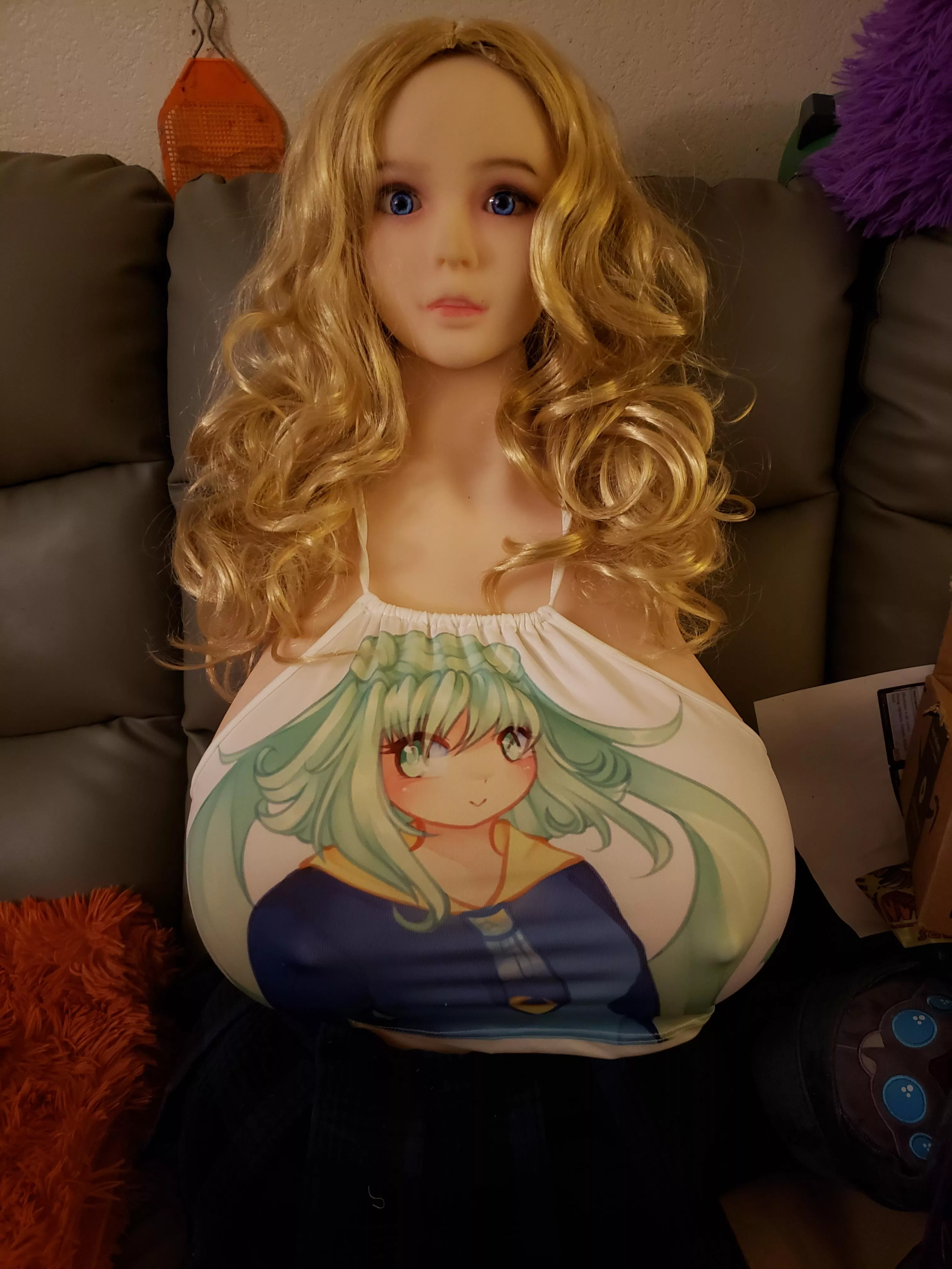 Yanling is having a blonde moment today.