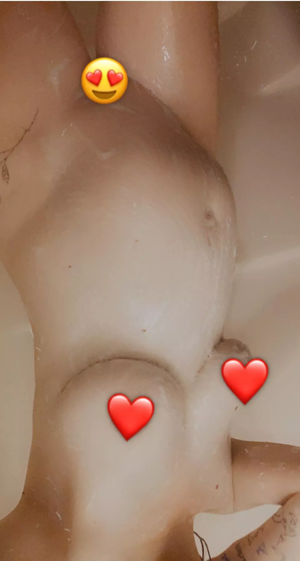 28 week, do you like my little belly?