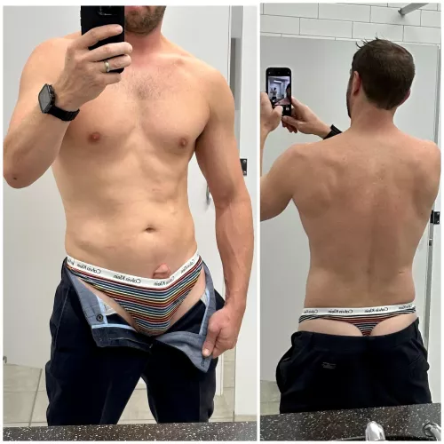 [43] Your not so average dad getting ready in the locker room.