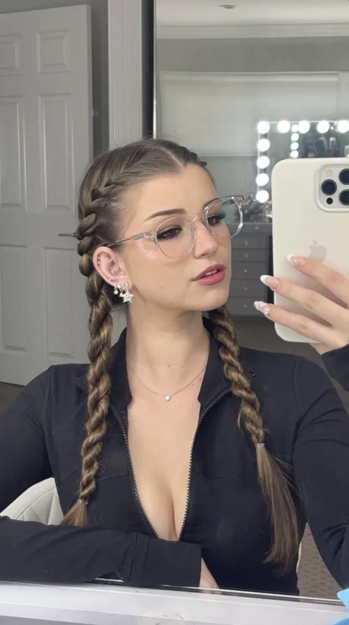 Anyone want to beat to Brooke Monk?