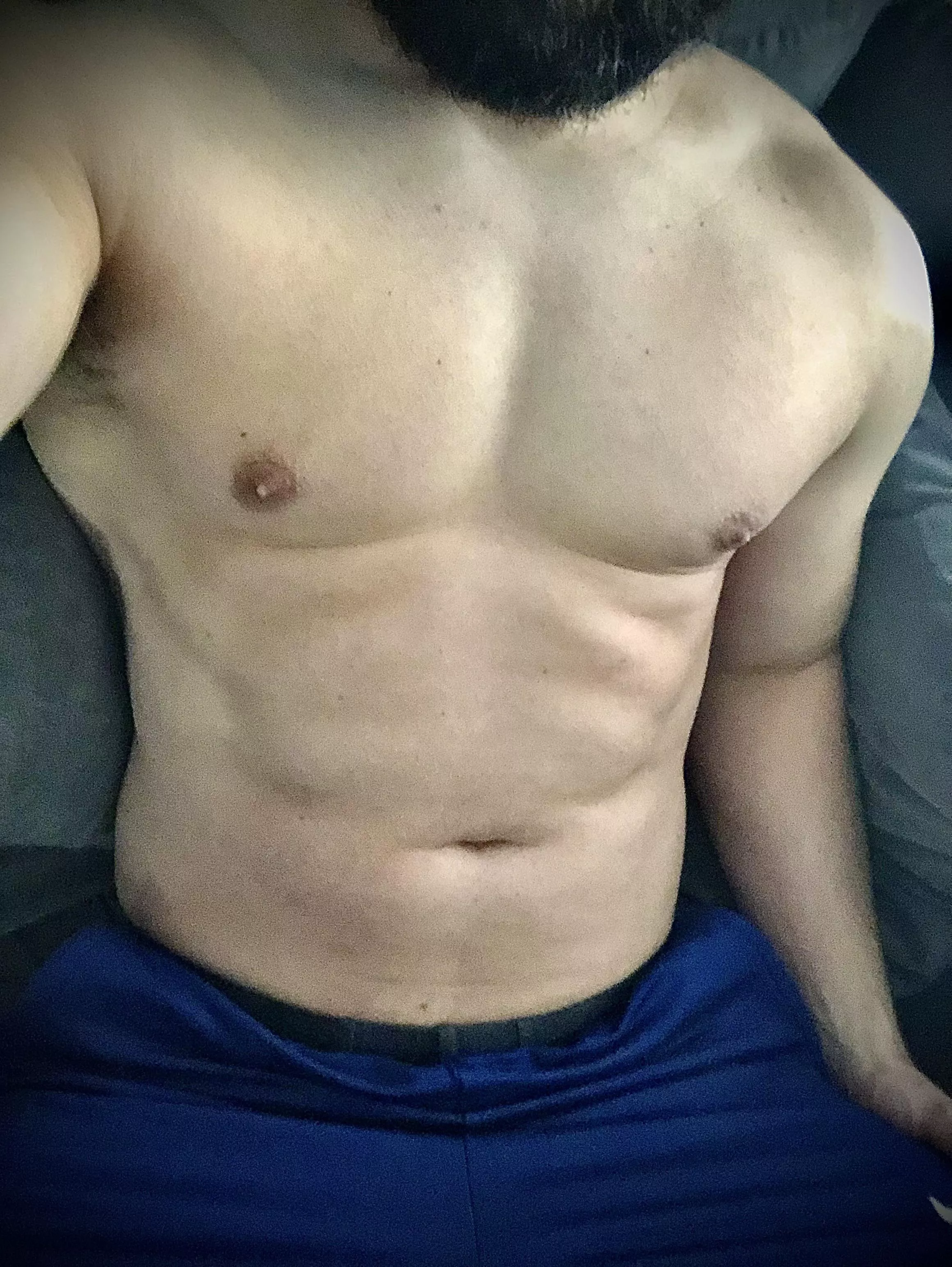 Are [M]ondays still international chest day? 👊🏻
