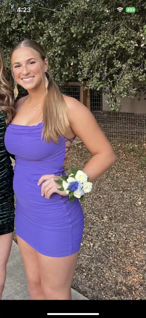 big tits in dress 😍