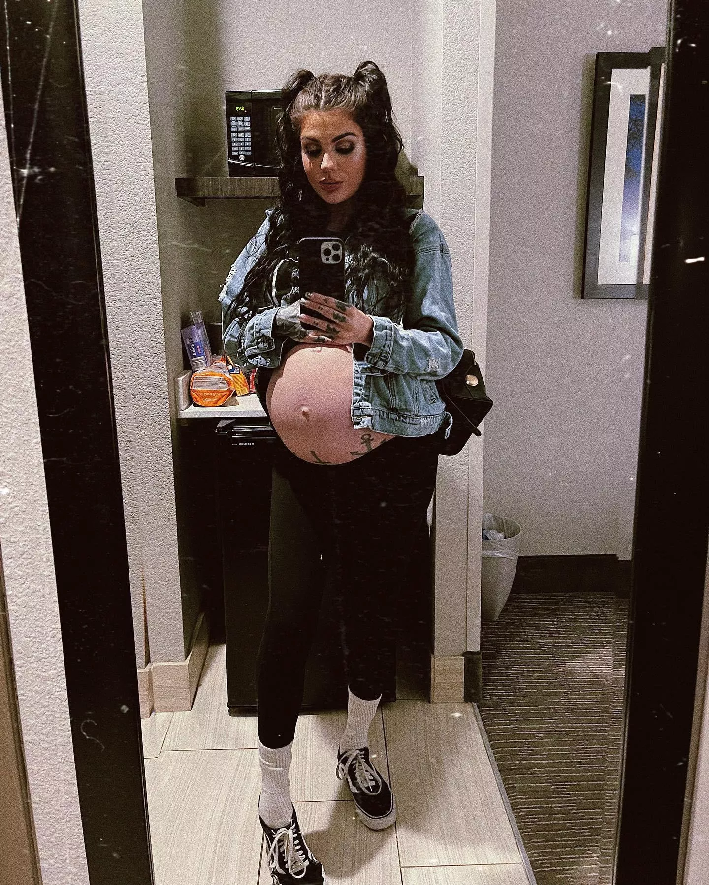 Chelsea Taylor (@imatotalb1tch) [Instagram]