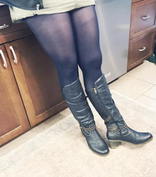 Daily routine: come home, hike my skirt up, get my picture taken, get felt up for awhile before it’s time to make dinner!