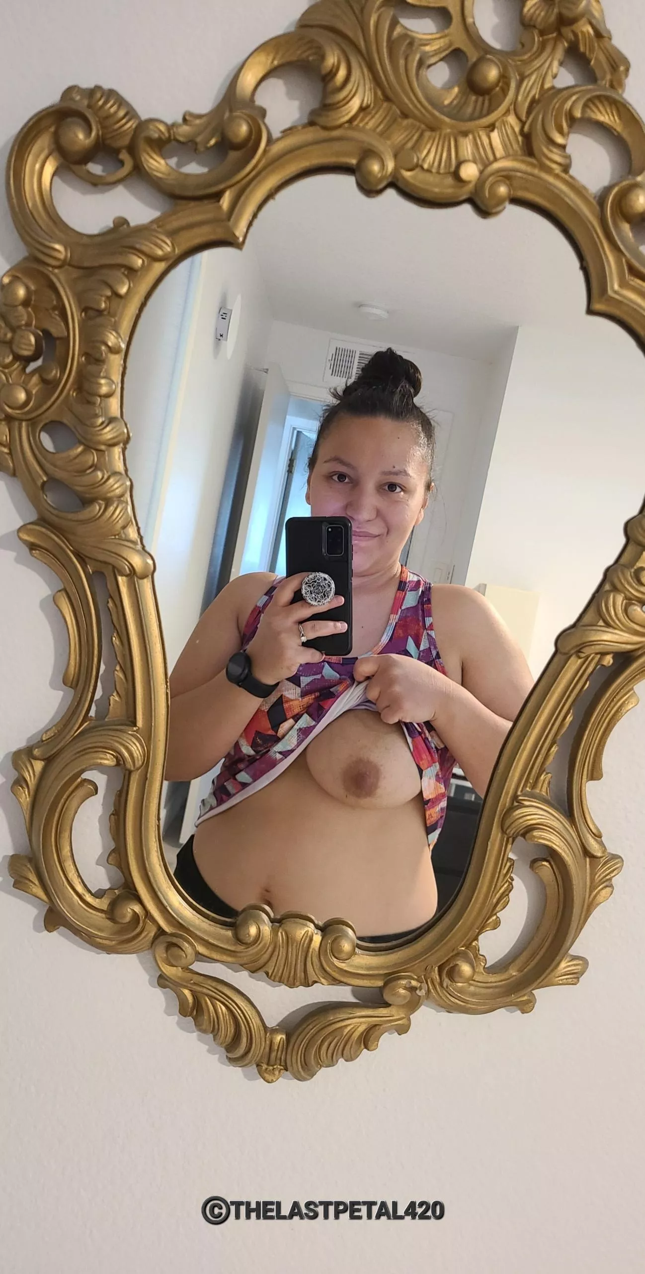 Do you like milfs? (OC)(F)