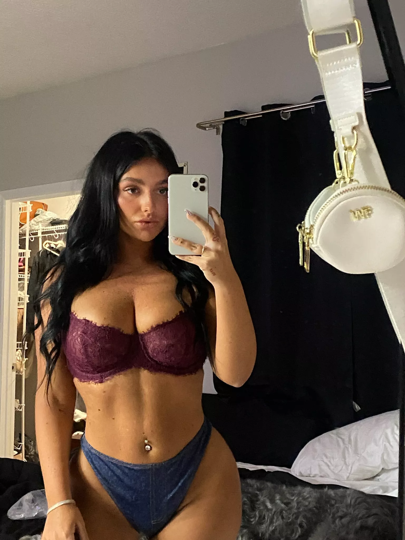 Do you like natural big titties?