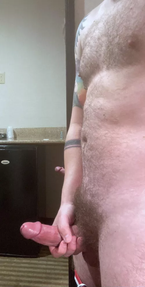 Does my bush make my fat dick look good?