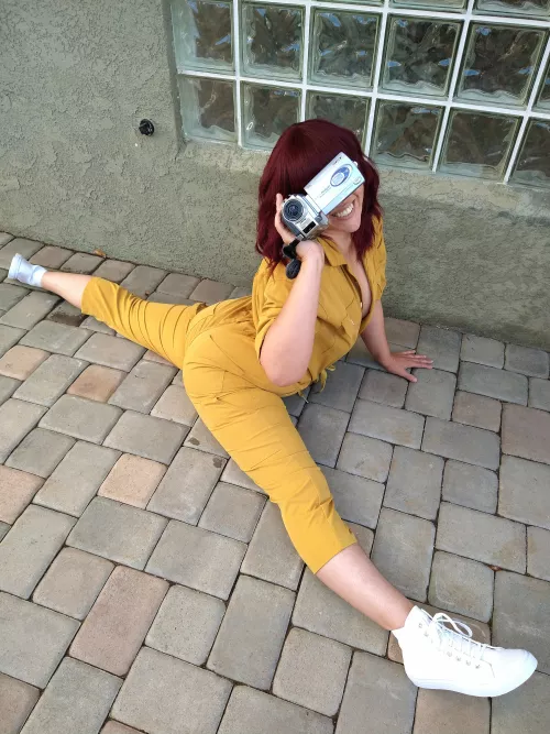 [F] 90s April ONeal from Teenage Mutant Ninja Turtles is a whole vibe