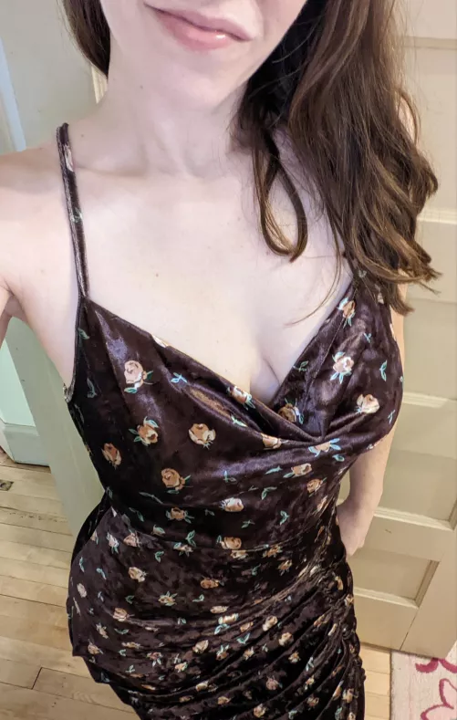[F]eeling sexy in velvet