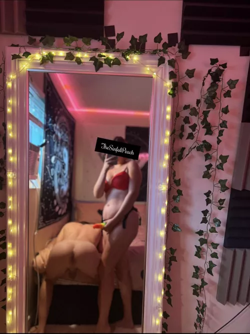 felt cute, decided to take a selfie right before i destroyed his prostate