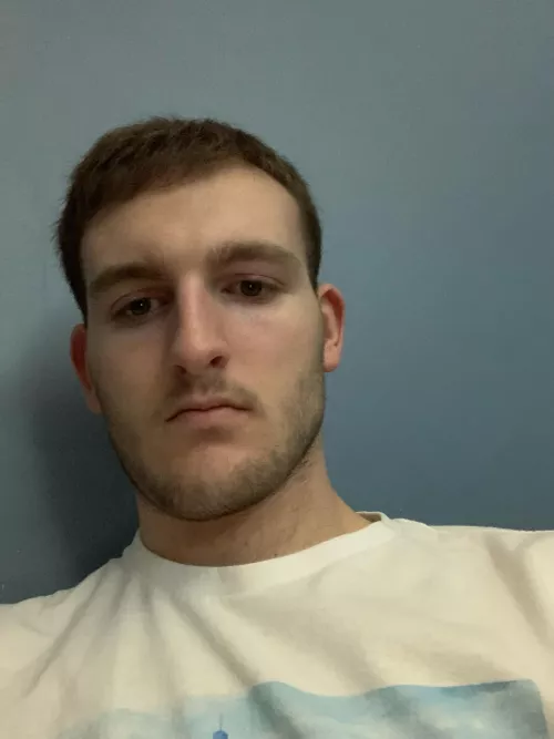 Good night, friends!! If you would, please leave a rate of this pic of me.