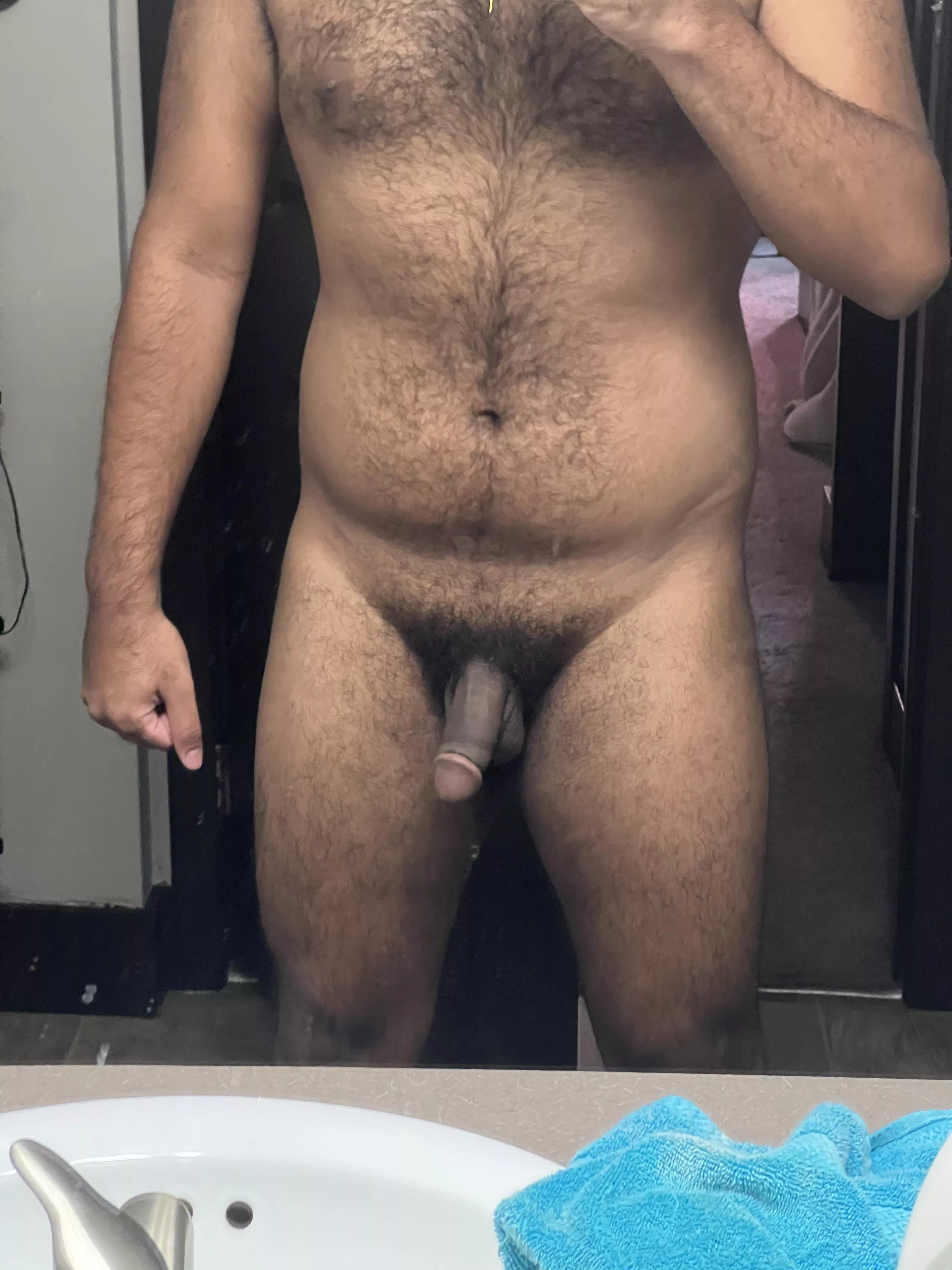 Hairy guy appreciation 🥰