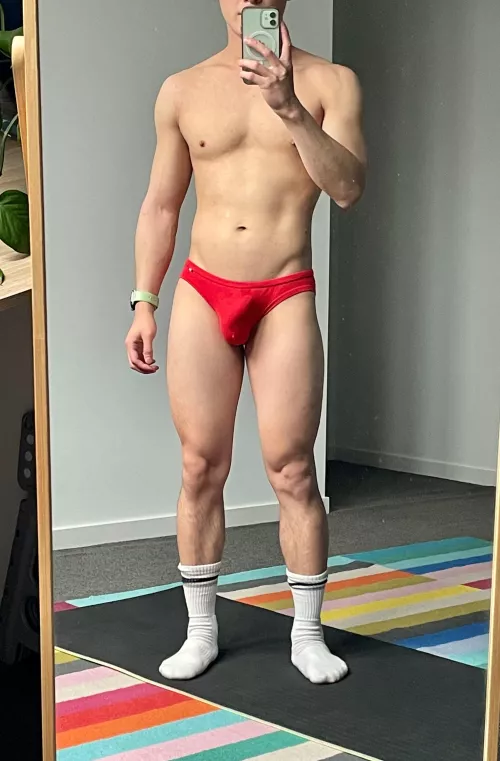 Hot and sweaty underwear workout. If you look closely you can see some precum.