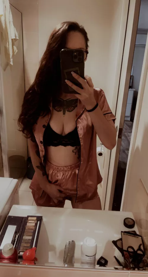 I hope someone is awake and wants to play