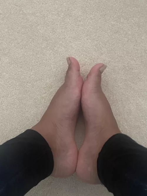 Imagine yourself between them 😈