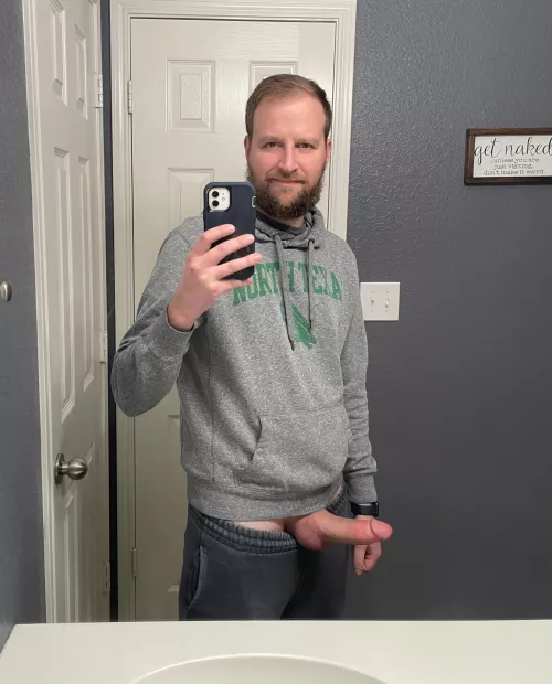 It’s finally sweater weather!