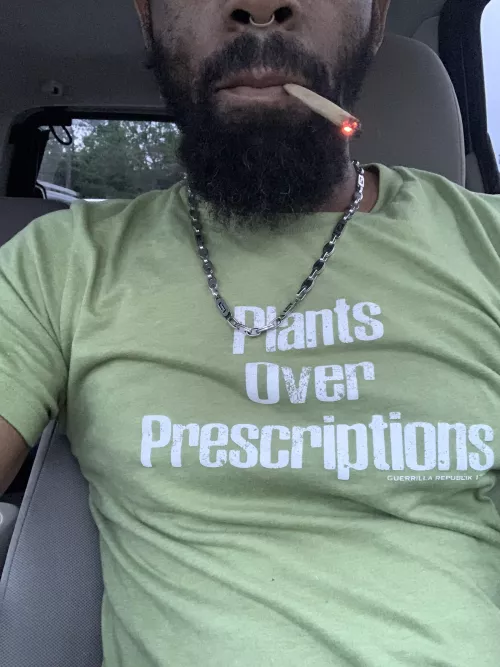 Jerzy Stoner..and you lady stoners are HOT!!🔥🔥😍