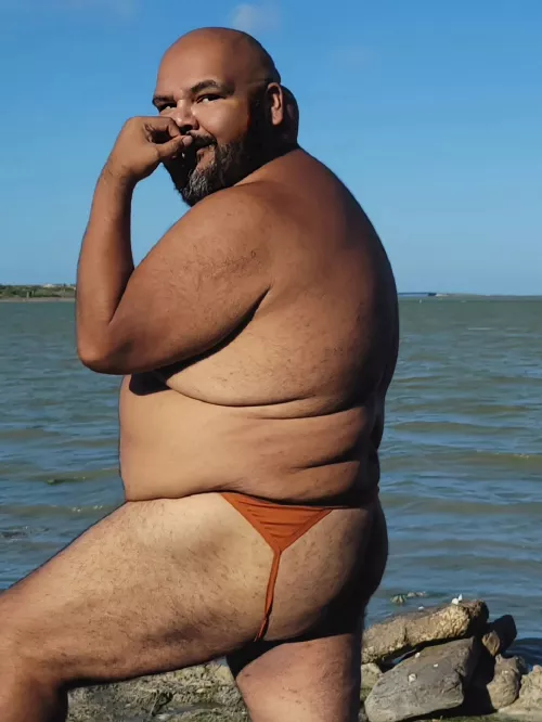 Jockstrap at the beach. 42. Tx.