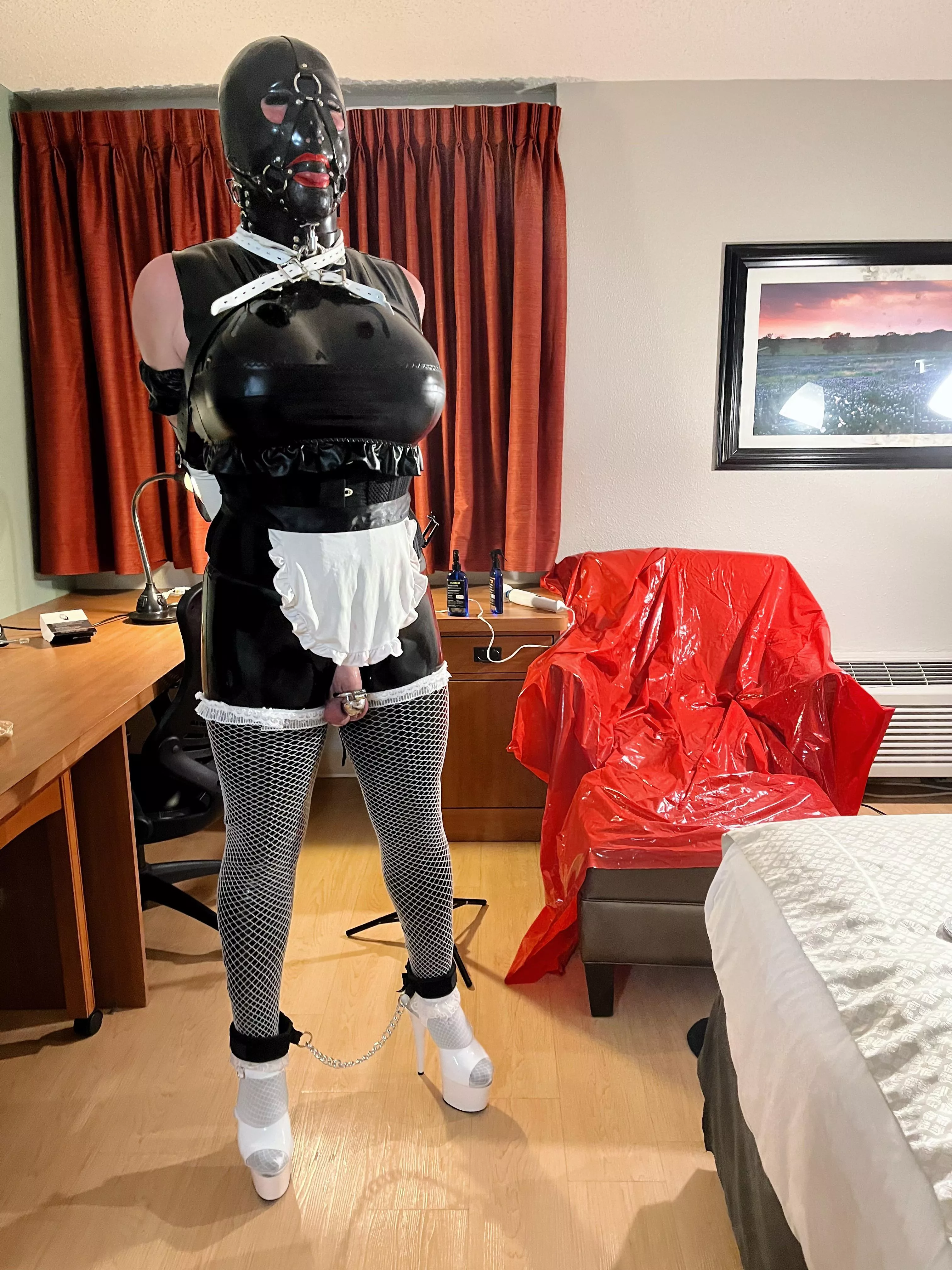 Look at the doll I’ve become ❤️ (OC)