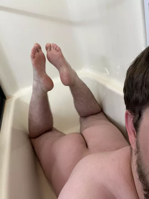 Looking for a Daddy to chat with