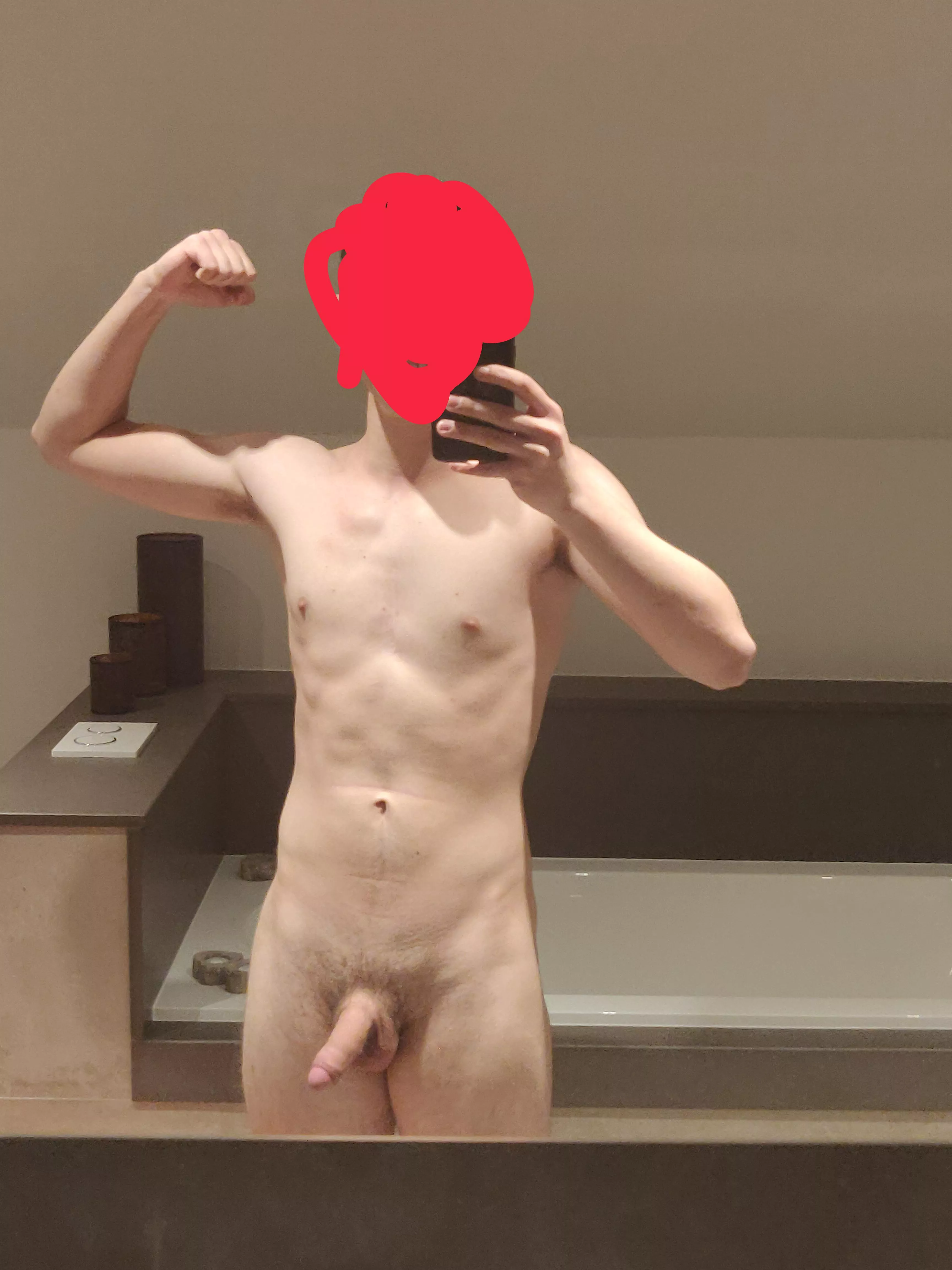 [M] 20 years old and wondering what especially the women here think about my body