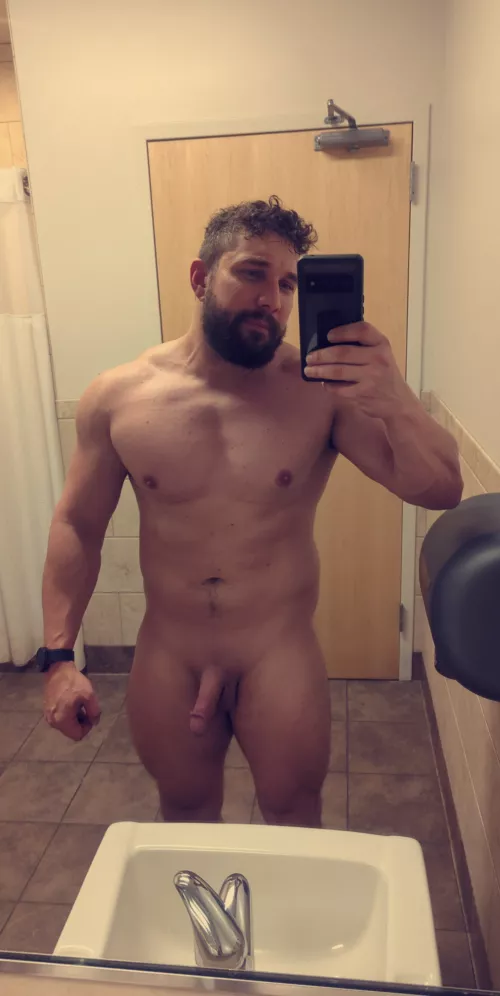 [M] 34 what's up