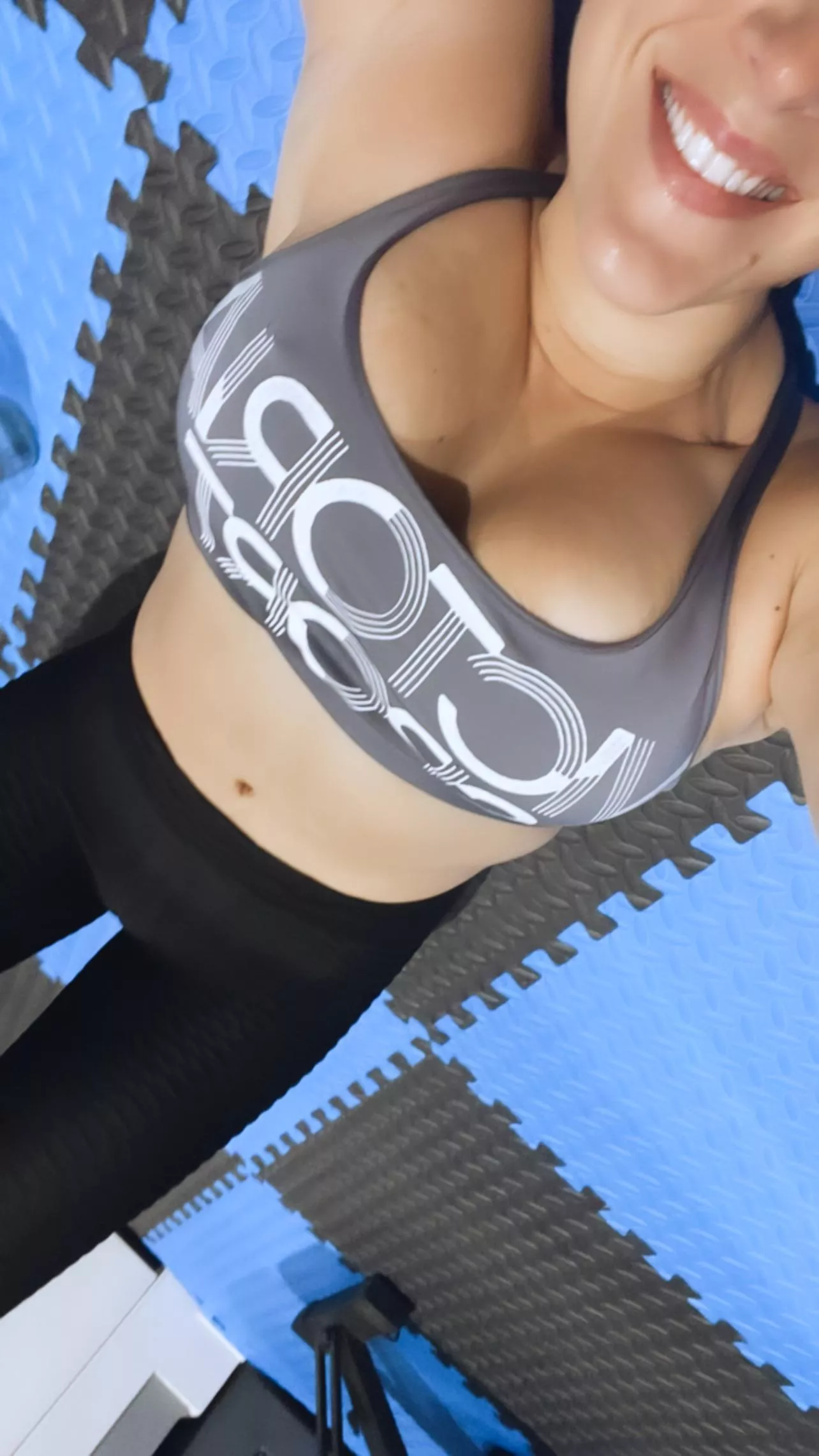 Monday workout [f]inally done ✅