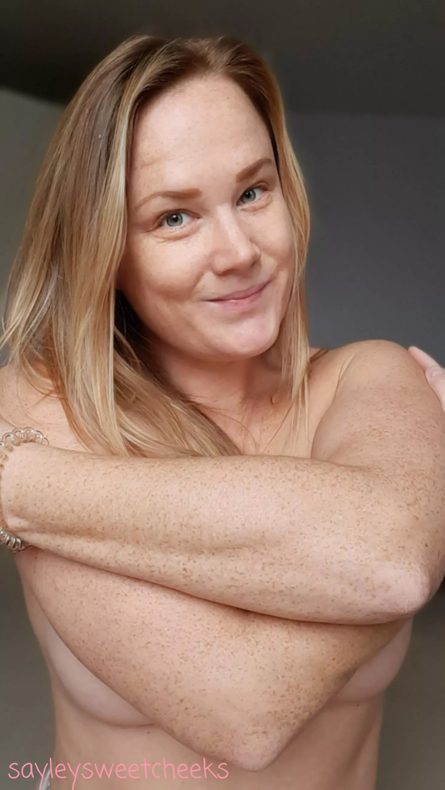 Naked freckles, I have 1000's just for you