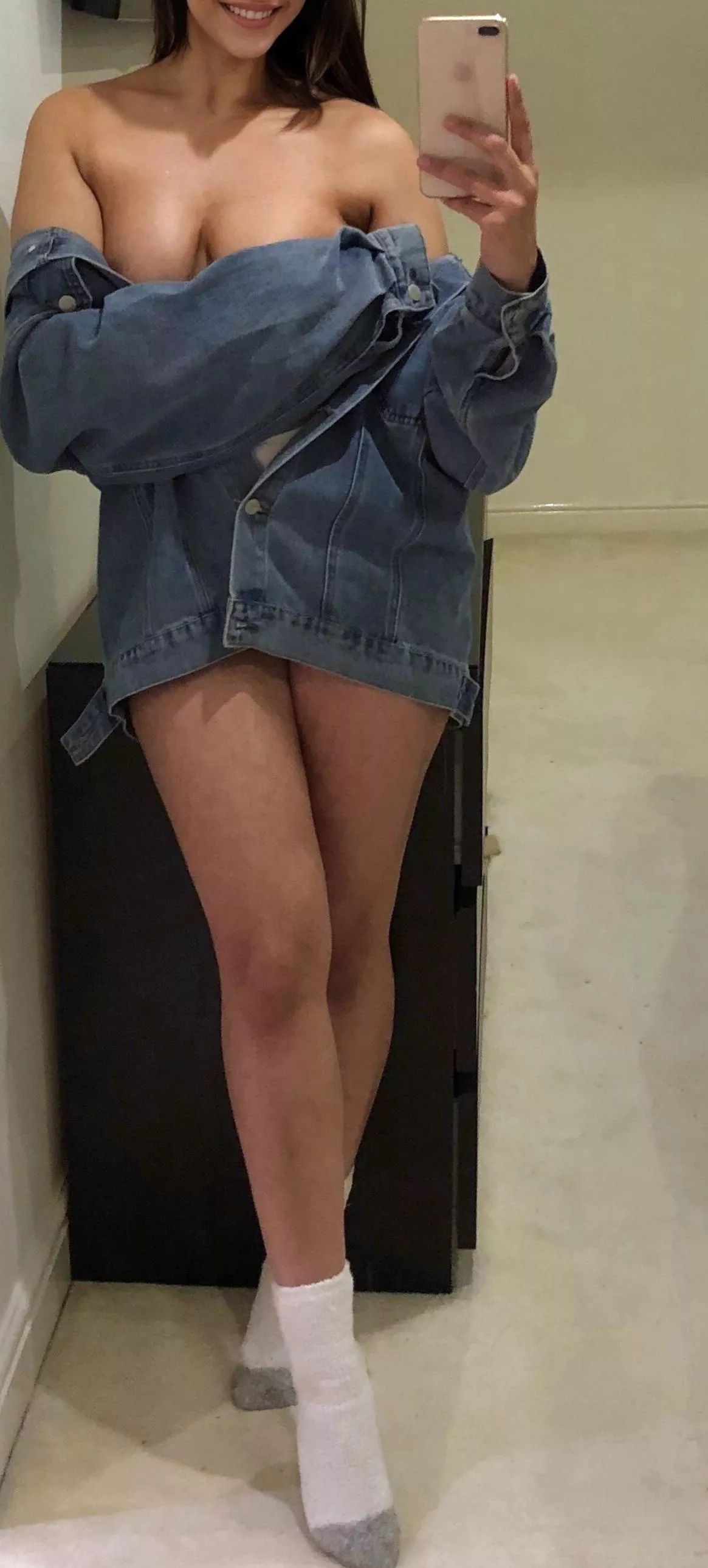 No bra, no problem...😈 British Punjabi Indian