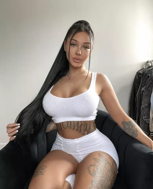 Nothing better than a Brainless Bimbo