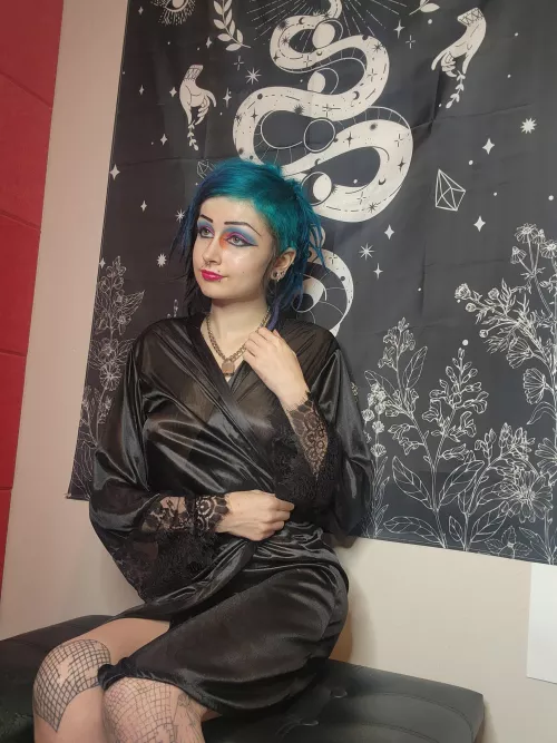 💙pastel goth makeup💜