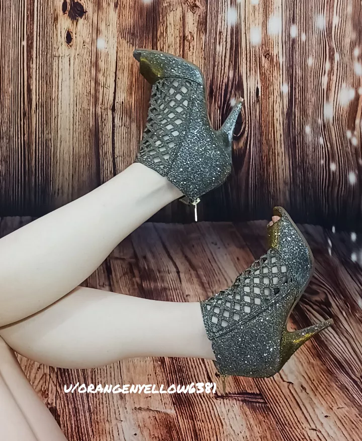 Pretty silver shift sparkle heels