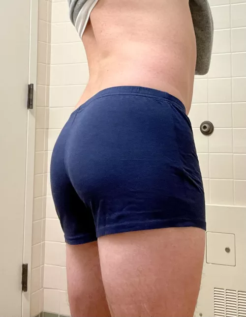 Public bathroom had good lighting