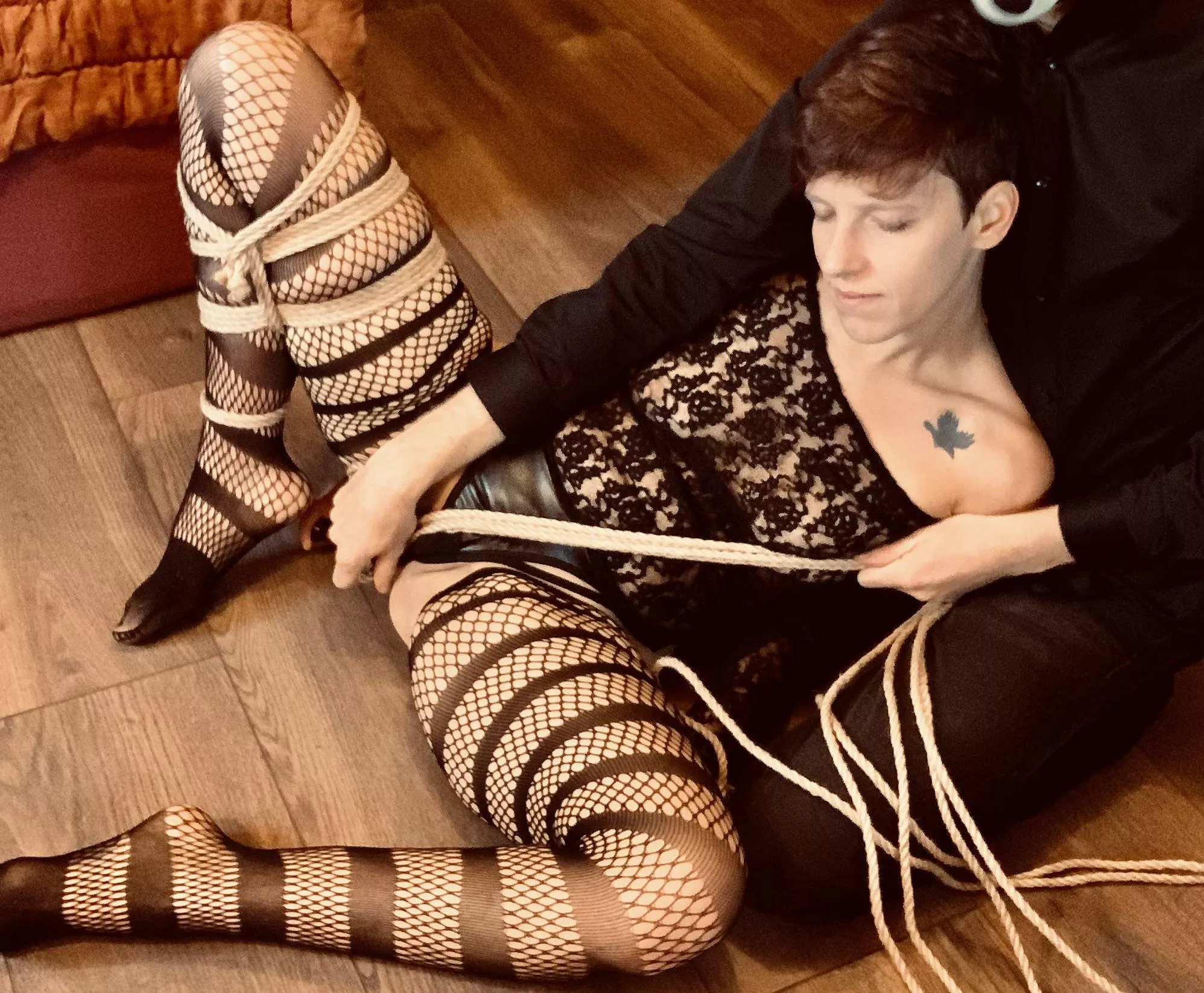 Sensual ropesession