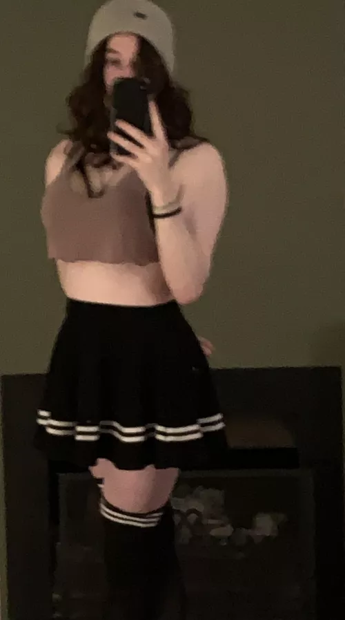 Sorry for the blur, my legs are still shaking. How’s the outfit?