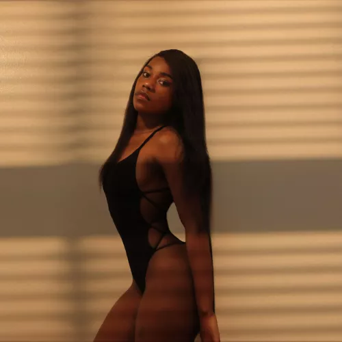 Sunset is a magical time for photos ✨