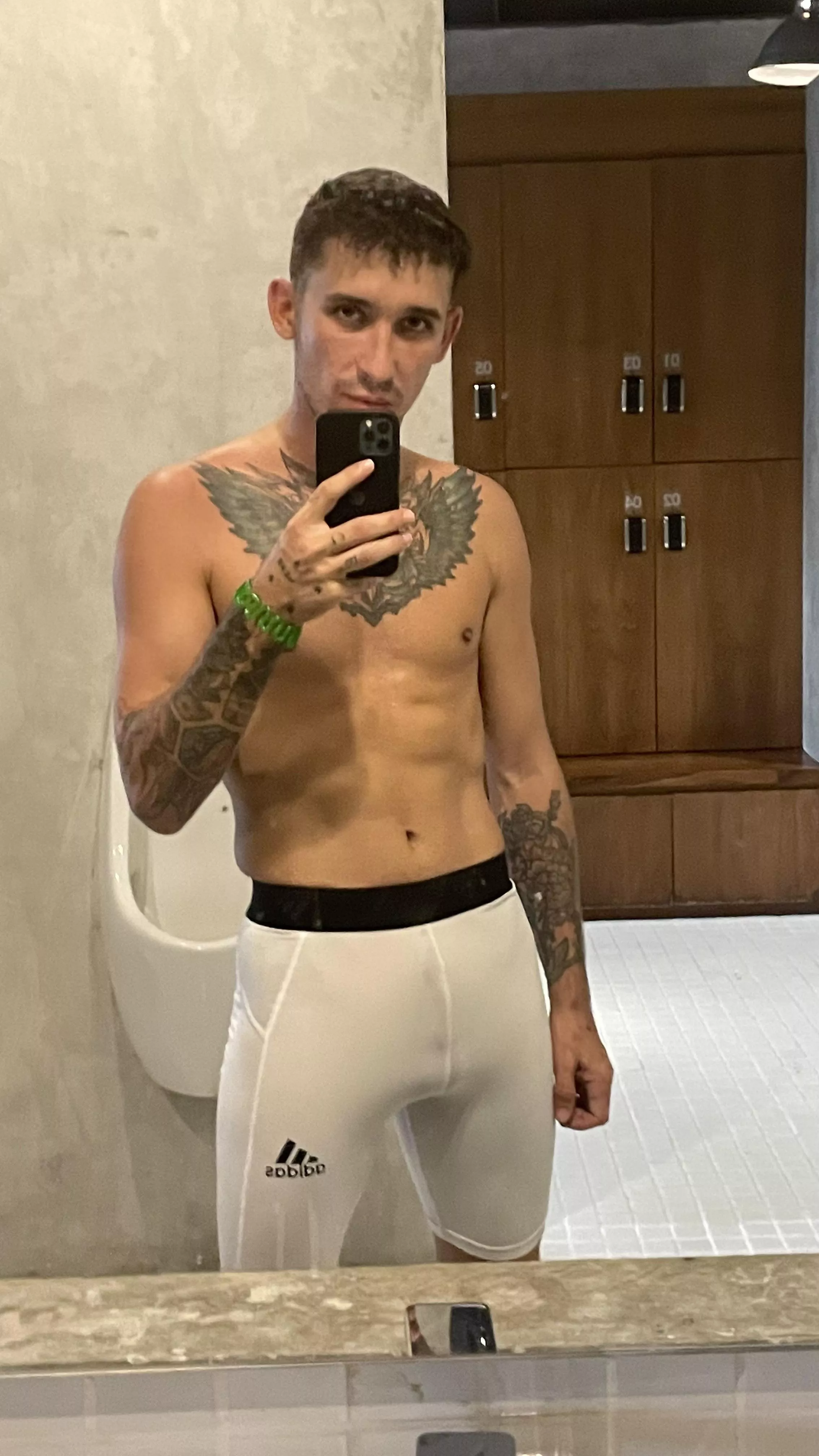 Sweaty run done, need a head now right here