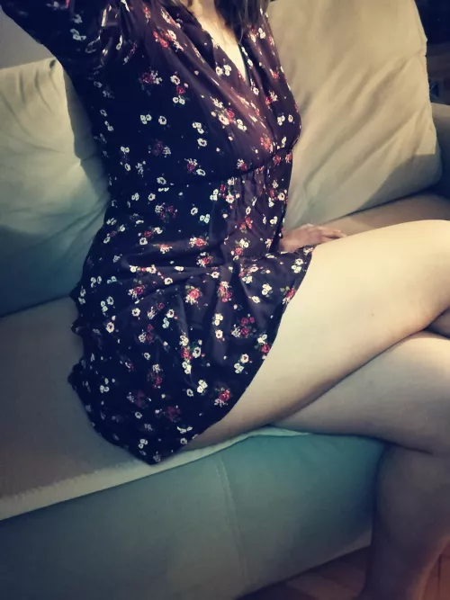 This dress is a promise for a good time (f)