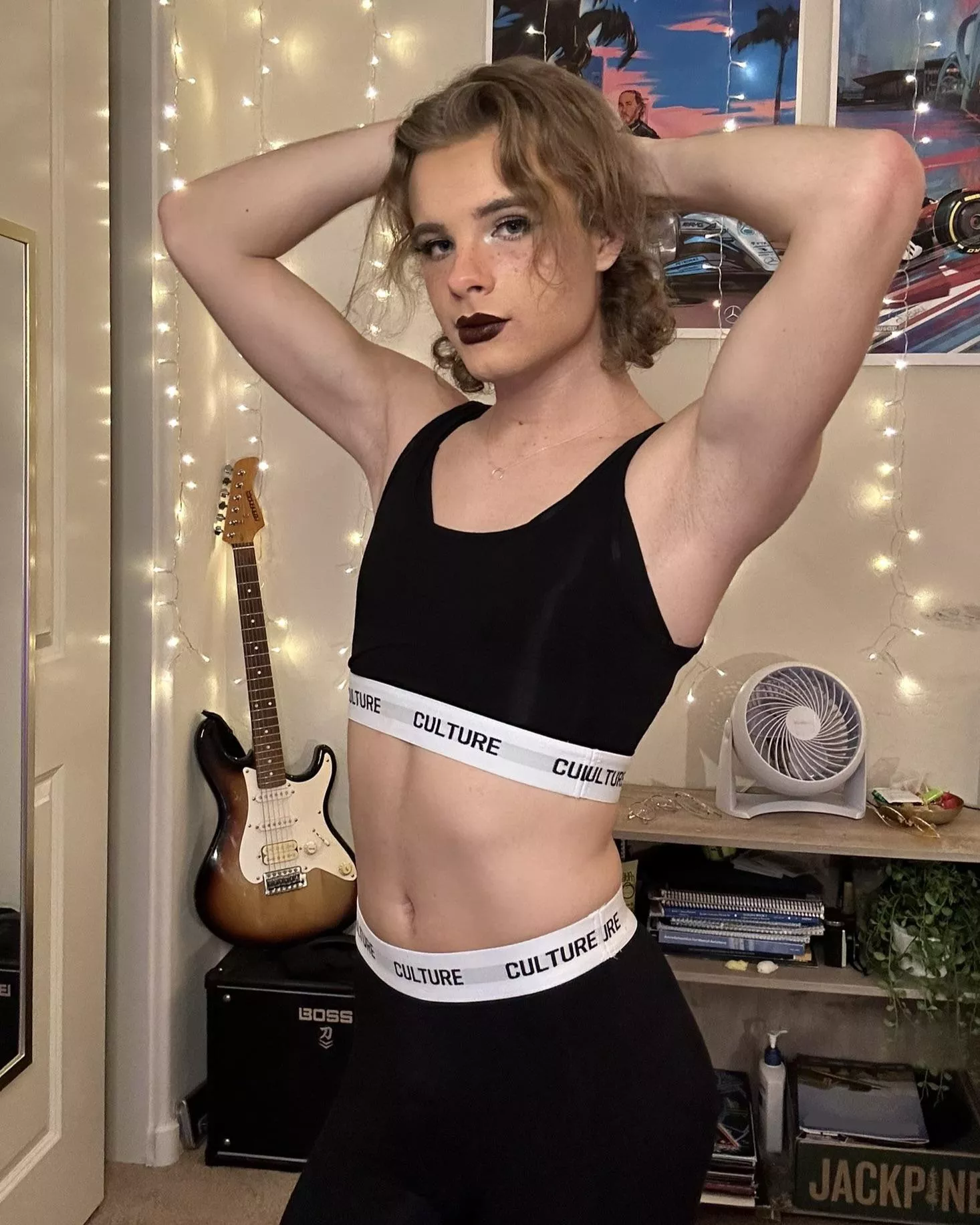 ~ wanna be my spotter at the gym? ~