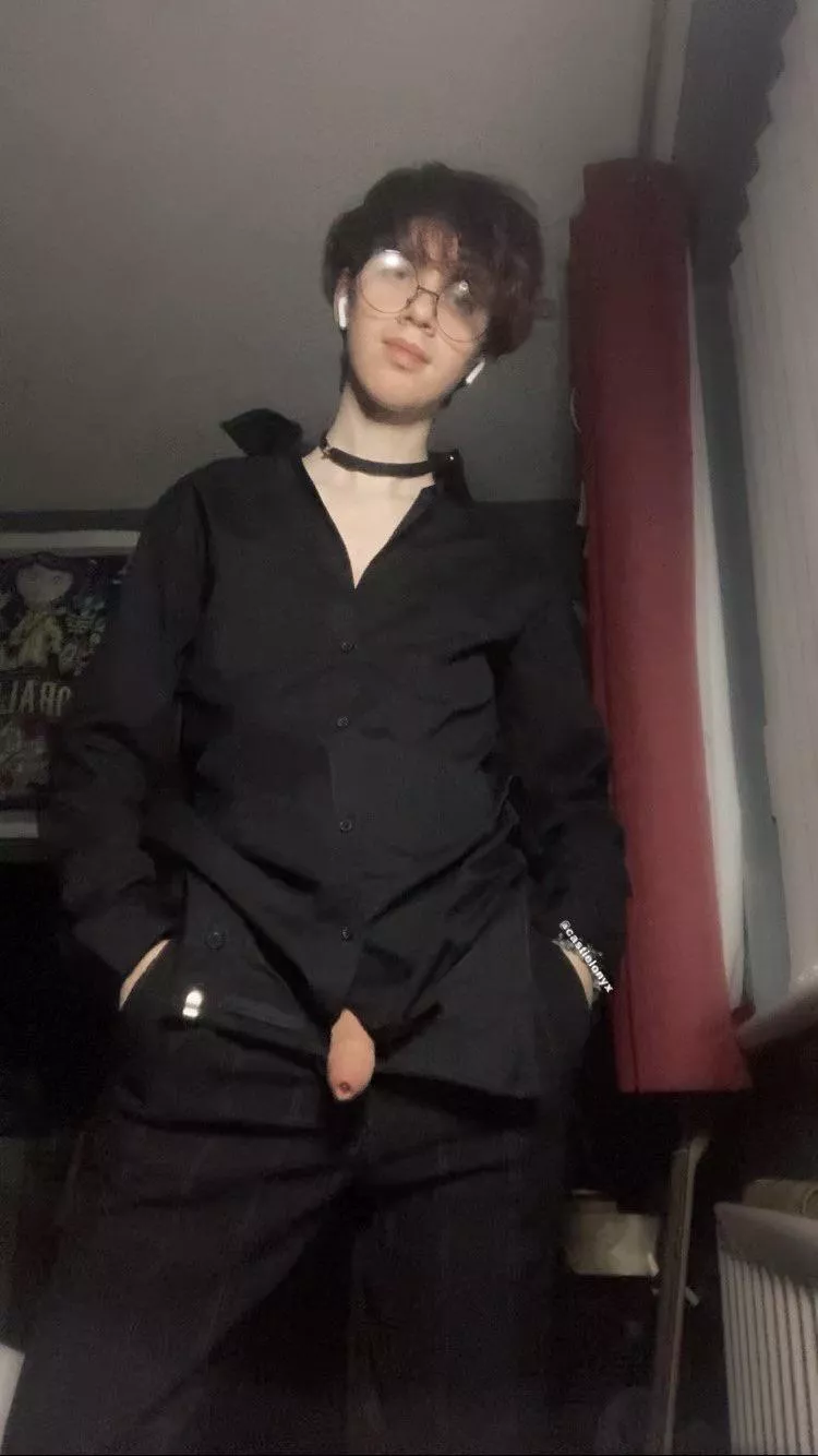 Wanna feel it grow in ur mouth?