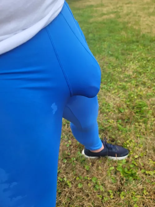 Wearing leggings the rain.