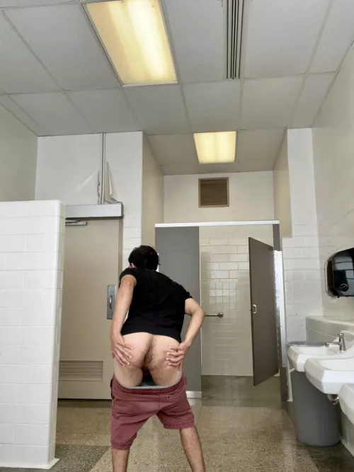 Who wants to fuck my ass in public?