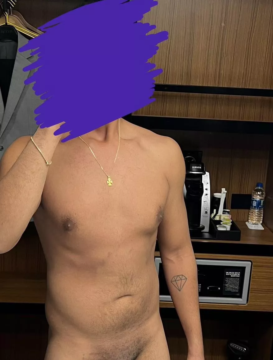 26[M] first time poster on a fitness journey. Opinions on my progress pic?