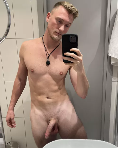 Are you sucking the cock or balls first? 😏